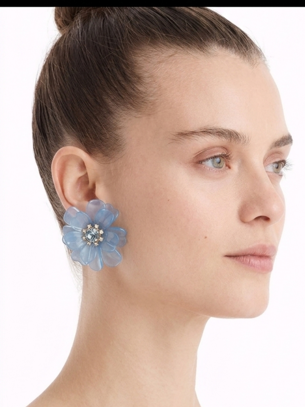 J. Crew Blue Lucite Floral Blossom Stud Earrings Crystal Center Gold Tone
